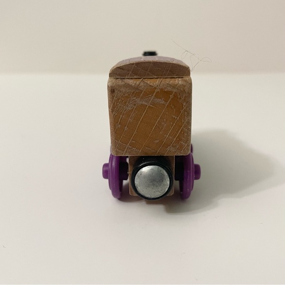 Thomas & Friends Wooden Dynamite Ryan Train - Picture 3 of 14